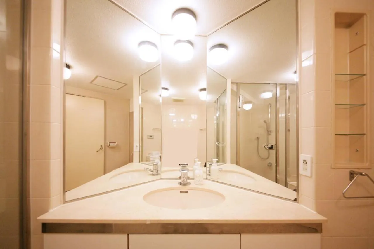 פוקואוקה Zonk Hotel Nakasu 4*,  יפן
